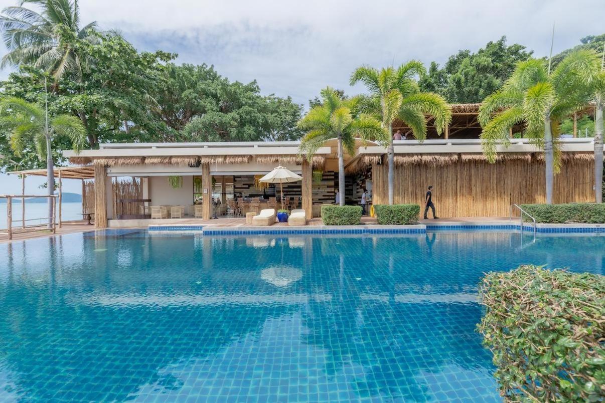 Poppy Beachfront Residence Rawai Oda fotoğraf